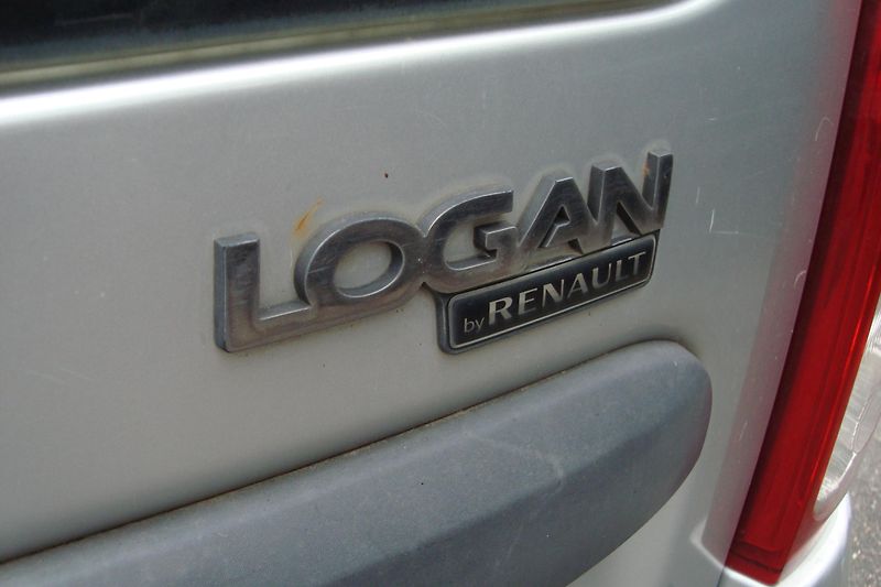 Dacia Logan (2009) 1.5 DCi - fotka 13 z 44