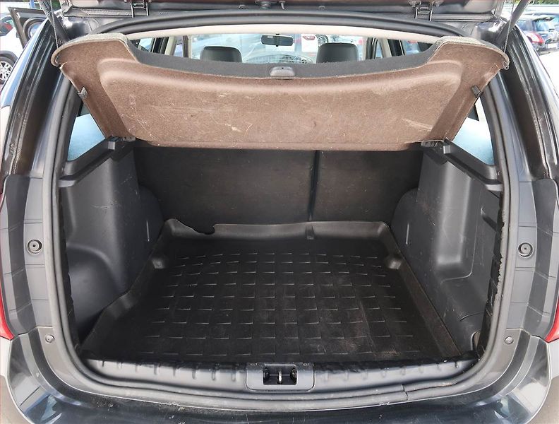 Dacia Duster (2014) 1.2 TCe - fotka 13 z 16