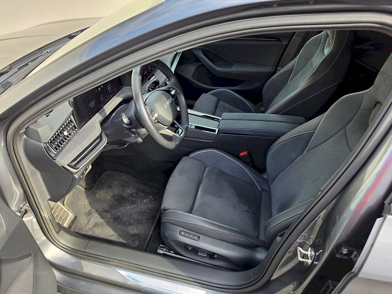 Škoda Superb (2025) Sportline 2,0 TDI 110 kW DSG - fotka 21 z 34
