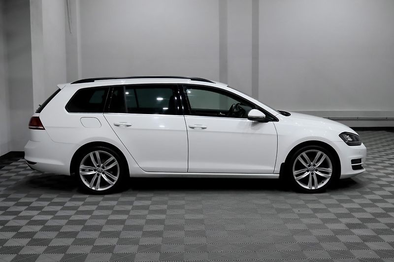 Volkswagen Golf 7 Variant 1.4 TSI 103 kW - fotka 4 z 39