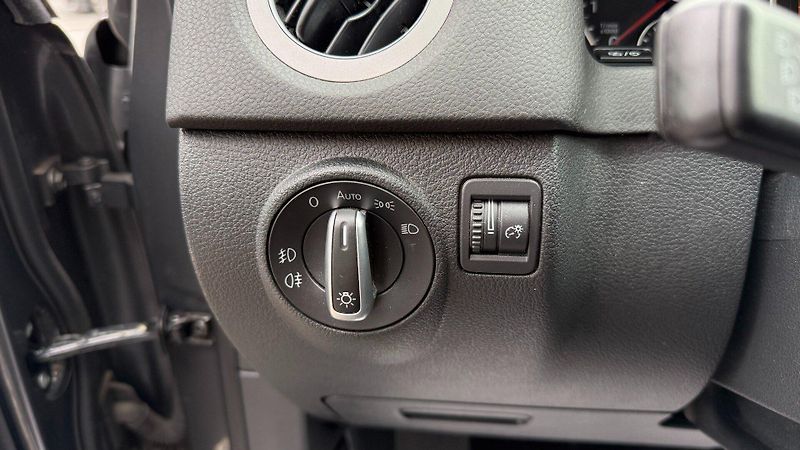 Volkswagen Tiguan (2015) 1.4TSi 90kW*Lounge*Servis*ALU* - fotka 11 z 23
