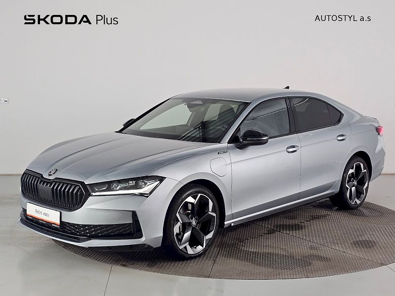 Škoda Superb (2025) 1.5PHEV 205k SPORTLINE - fotografie inzerátu