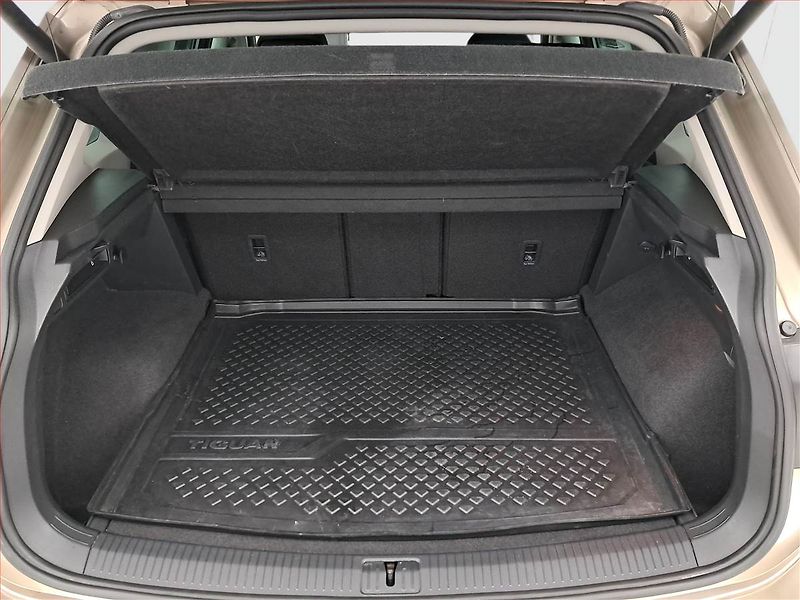 Volkswagen Tiguan (2018) 2.0 TDI - fotka 14 z 19