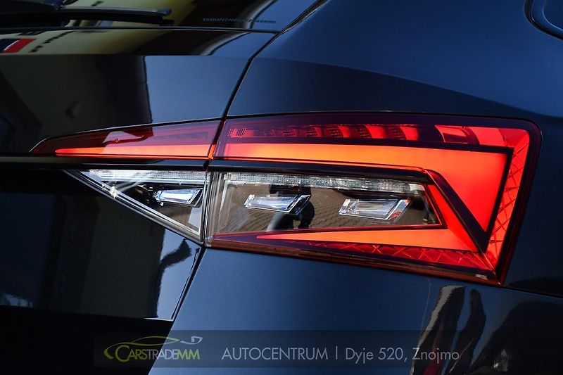 Škoda Superb 2,0TDI SPORTLINE DSG ČR 1.MAJ  - fotka 56 z 56