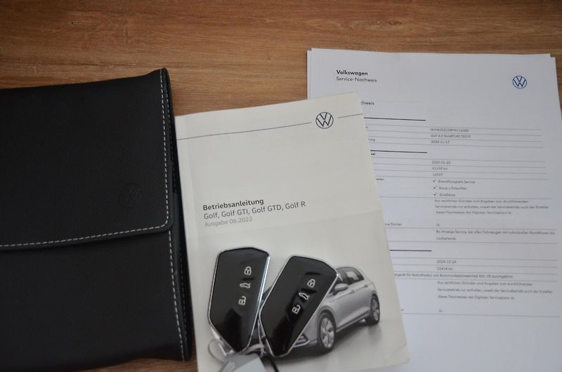 Volkswagen Golf (2022) 2.0 TSi 140kW DSG Style iQ-LED - fotka 47 z 50