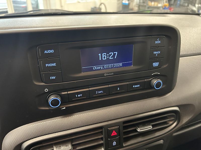 Hyundai i10 (2021) 1.0 Comfort GO Klima Tempomat - fotka 10 z 21