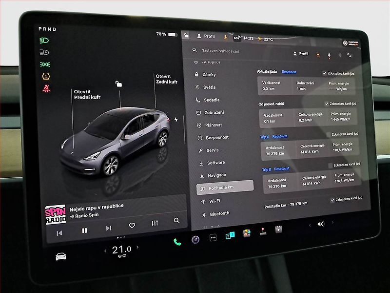 Tesla Model Y (2022) Long Range AWD 79kWh, SoH 91% - fotka 11 z 23