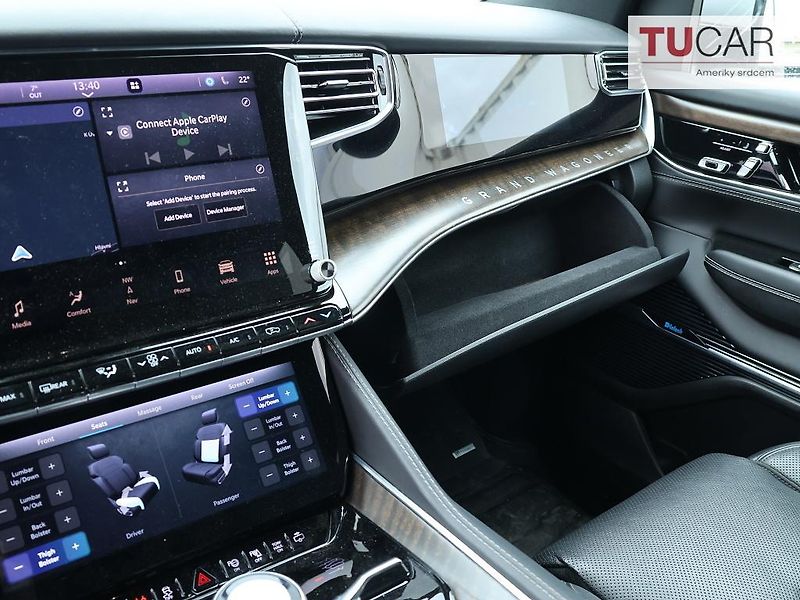 Jeep Grand Wagoneer (2022) 6.4 V8 SERIES III  - fotka 25 z 45