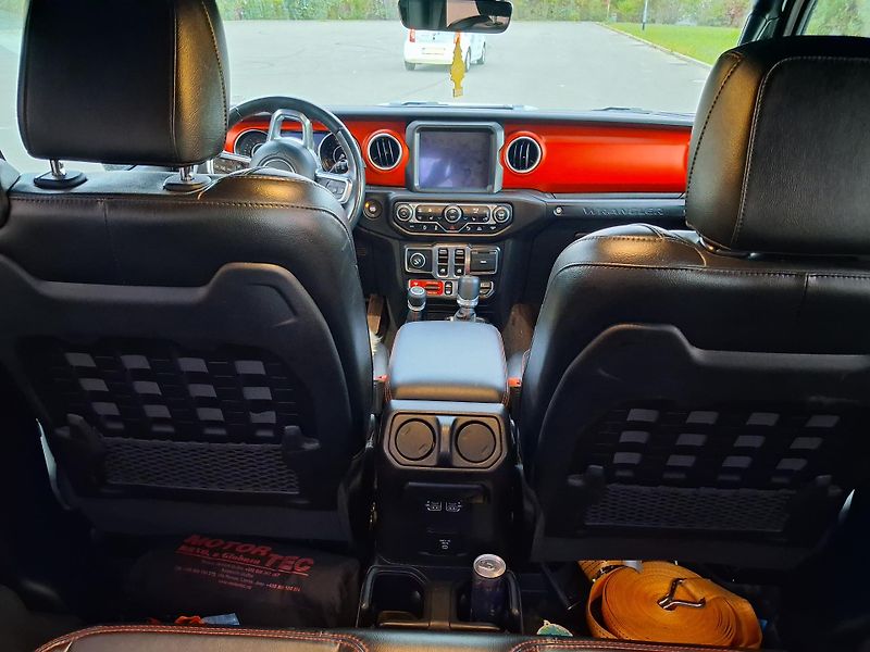 Jeep Wrangler (2021) Rubicon, 1. majitel, ČR - fotka 36 z 62