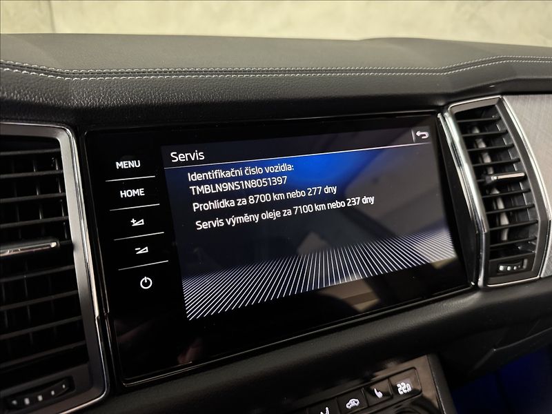 Škoda Kodiaq 2,0 TDi  DSG 4x4 Tour Assist K - fotka 31 z 48