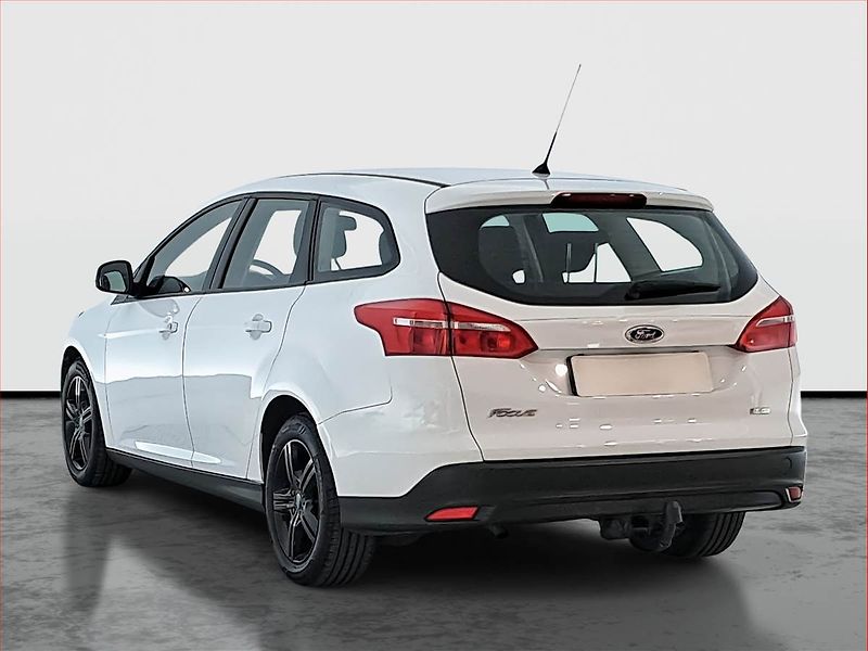 Ford Focus (2016) 1.0 EcoBoost - fotka 4 z 17