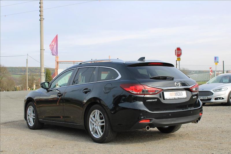 Mazda 6 2,2 D  GO MOTORU, DIG.KLIMA - fotka 7 z 28