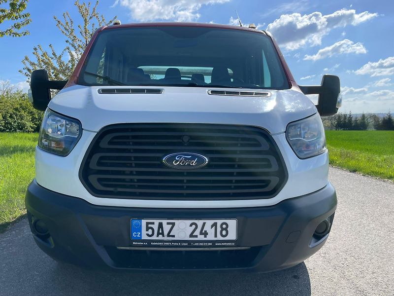 Ford Transit (2017) 2.0 1.MAJ ČR 7MÍST TAŽNÉ FOLIE - fotka 2 z 22