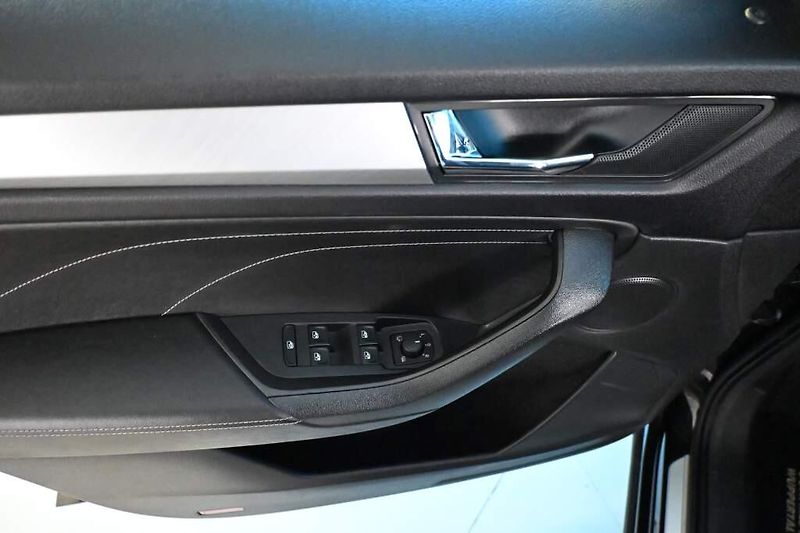Škoda Kodiaq (2023) 2.0 LED DSG VIRTUAL ACC Kamera - fotka 16 z 30