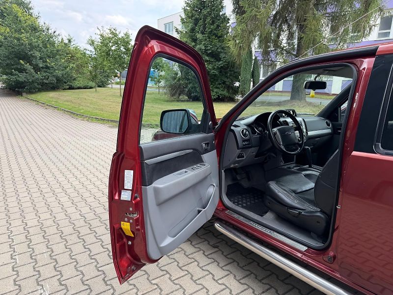 Ford Ranger 3,0 TDCi 4WD /automat /u - fotka 9 z 26