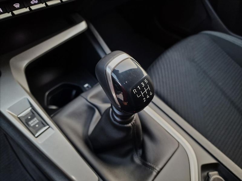 Peugeot 308 1.2PT 96kW SW Active Pack, ČR - fotka 32 z 46