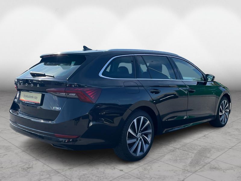 Škoda Octavia COMBI 1.5 TSi M-HEV DSG 7st. S - fotka 2 z 29