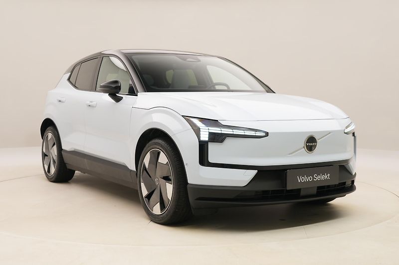 Volvo EX30 TWIN AWD ULTRA CZ 1.maj. - fotka 14 z 66