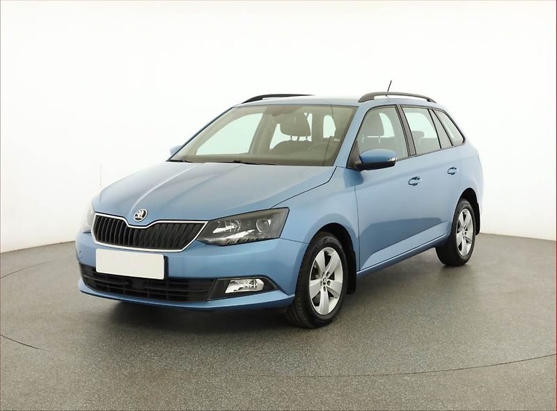 Škoda Fabia (2018) 1.0 TSI, Serv.kniha, Tempomat - fotka 2 z 19