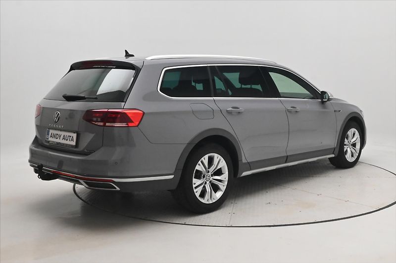 Volkswagen Passat 2,0 TDI 147kW 4x4 DSG Alltrack - fotka 5 z 33
