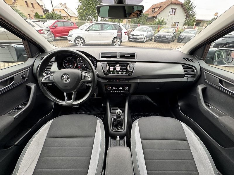 Škoda Fabia (2016) 1.2TSi 81kW Navi Digi Klima - fotka 6 z 50