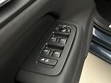 Volvo V60 B4 DARK PLUS AUT - náhled 43