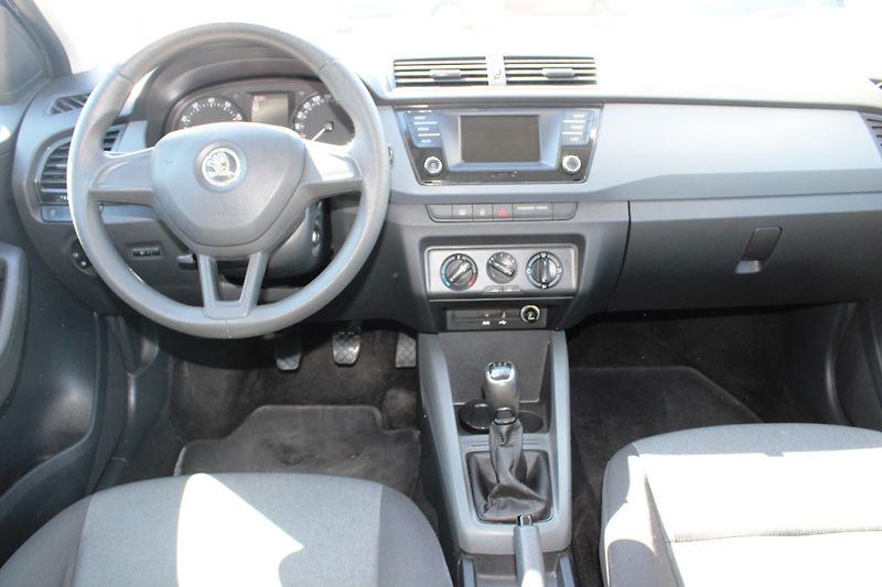 Škoda Fabia (2016) 1.0 MPI KLIMATIZACE WEBASTO  - fotka 13 z 17