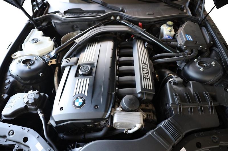 BMW Z4 sDrive 23I - fotka 10 z 30