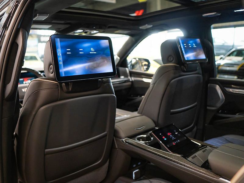 Cadillac Escalade (2026) 6.2 V Supercharged 682 HP 2026 - fotka 43 z 50