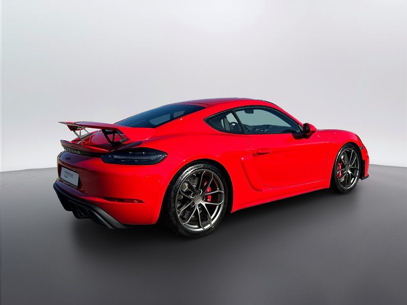 Porsche Cayman 718 GT4 - fotka 5 z 28