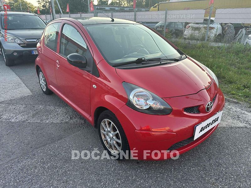 Toyota Aygo (2007) 1.0i, AC - fotka 1 z 3