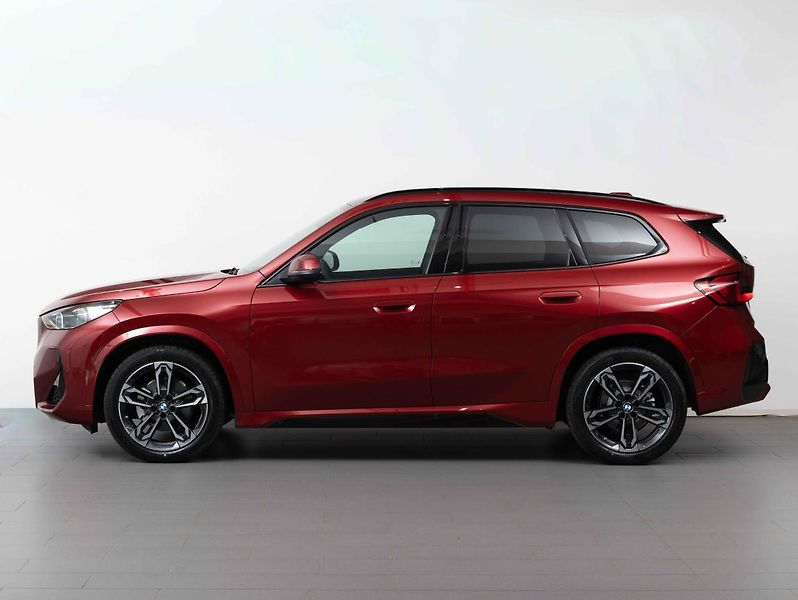 BMW X1 xDrive20d - fotka 2 z 6