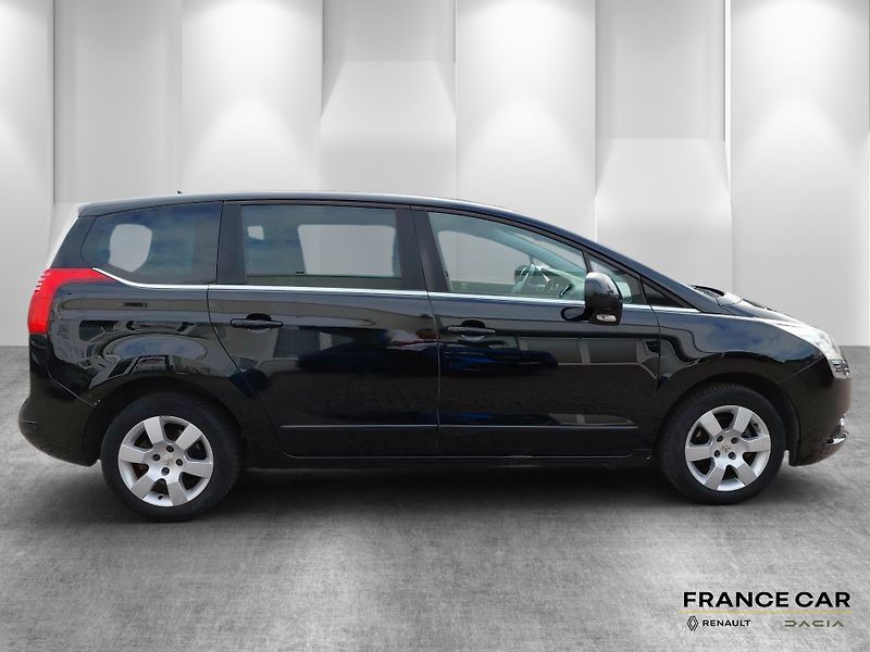 Peugeot 5008 (2014) 1.6HDi Active  - fotka 4 z 24