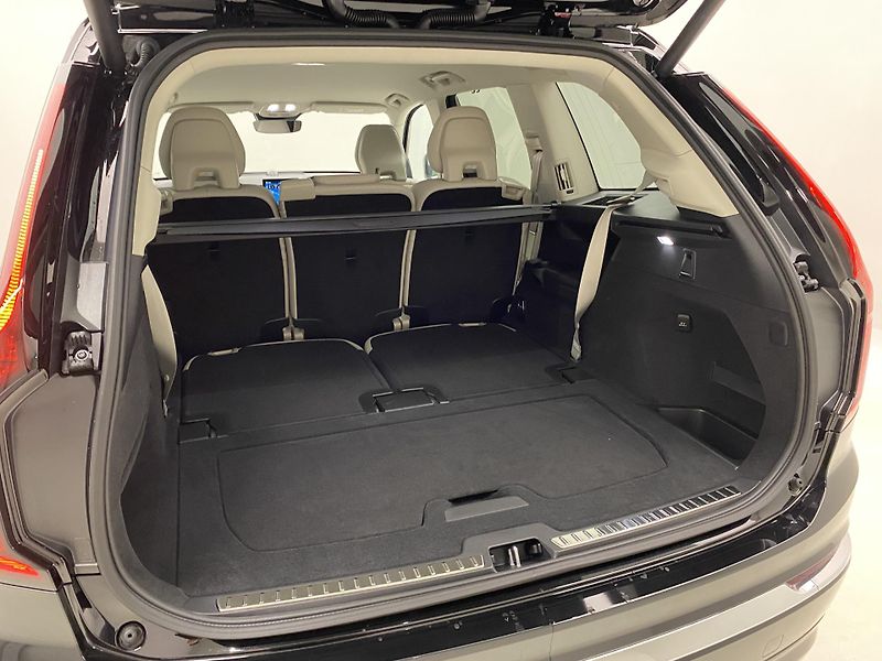 Volvo XC90 (2026) T8 AWD Plug-in BRIGHT PLUS 7m - fotka 5 z 74