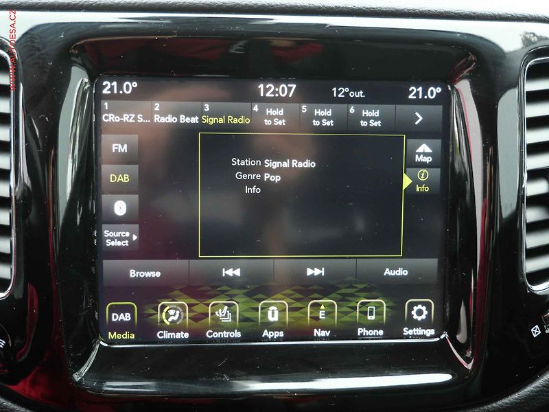 Jeep Compass (2019) 2.0 Multijet, AT, AC - fotka 18 z 23