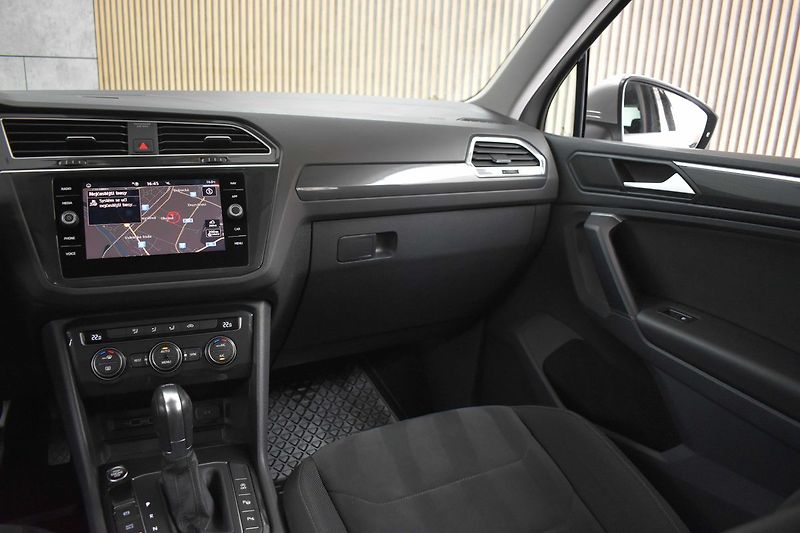Volkswagen Tiguan 1.5 TSI DSG*VIRTUAL*KAMERA*ACC - fotka 9 z 44