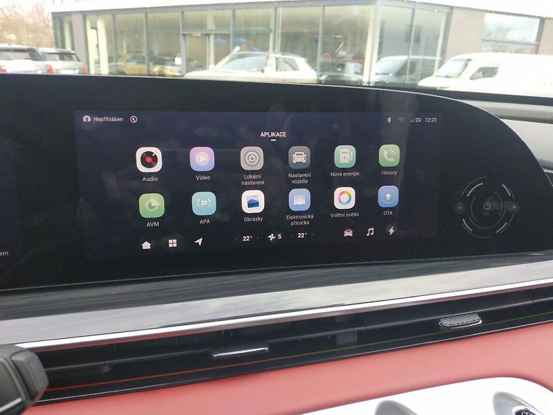 Omoda 9 Premium 1.5 SHS, AWD AT, SKLAD - fotka 18 z 38