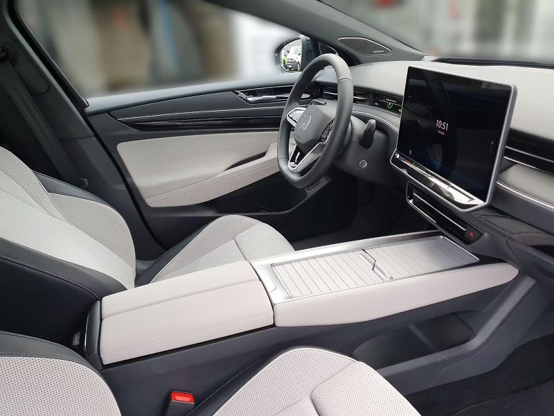 Volkswagen ID.7 Tourer 210kW 82kWh Pro 1.Maj DPH - fotka 4 z 5