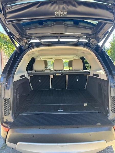 Land Rover Discovery (2019) 3,0 TDV6 HSE 2. majitel - fotka 7 z 30