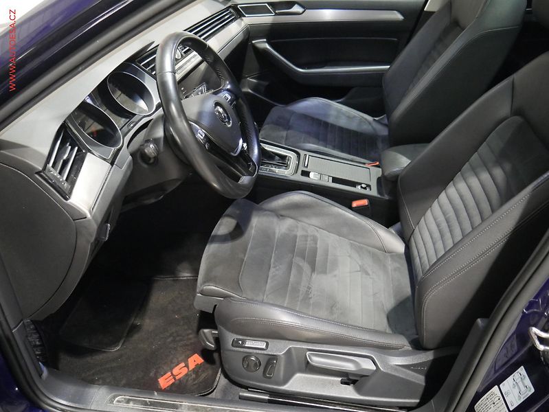 Volkswagen Passat (2019) 2.0TDi, DSG, navi, LED - fotka 9 z 21