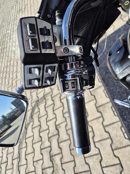Honda GL 1500 CD (1999) GL 1500 CF Valkyrie - fotka 18 z 22