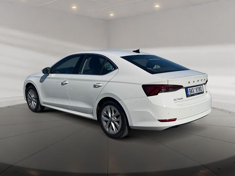 Škoda Octavia (2023) STYLE 1.5e-TEC 110kW DSG CZ - fotka 4 z 11