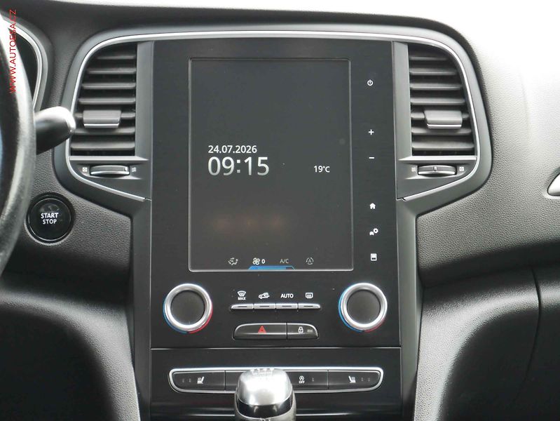 Renault Mégane (2017) 1.6dCi, ČR, Navi, AC - fotka 11 z 16