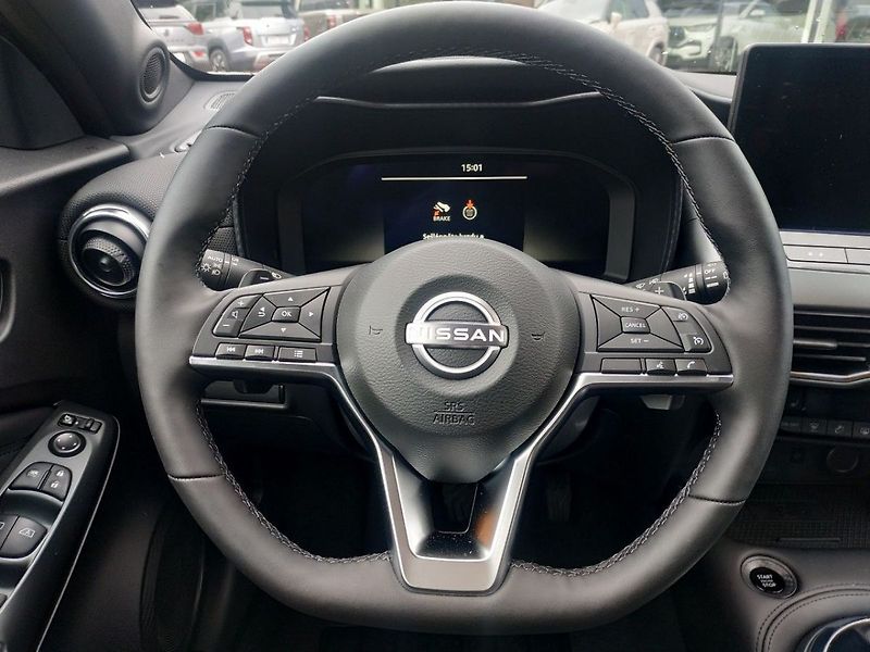 Nissan Juke 1.0 DIG-T, 114k, 7AT, ZADÁNO - fotka 15 z 29