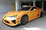 Jeden z 50 vyrobených kusů Lexusu LFA Nürburgring Edition je na prodej