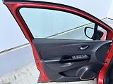 Renault Captur (2015) 1.2TCe 87kW Intense HH - náhled 18