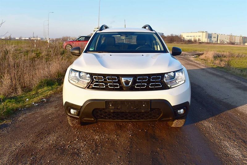 Dacia Duster 1,6 SCE AC,1.M, ATMOSFÉRA! - fotka 2 z 17
