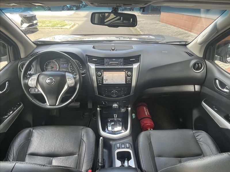 Nissan Navara 2,3 dCi  Tekna NP300 AT - fotka 11 z 39
