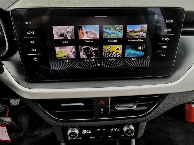 Škoda Kamiq 1,0 TSI,TFT,NAVI,VÝHŘEV,KLIMA - fotka 36 z 50