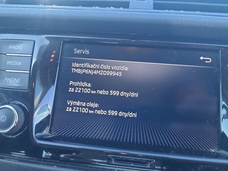 Škoda Fabia (2021) Ambition 1,0 TSI 70 kW 5M - fotka 12 z 14